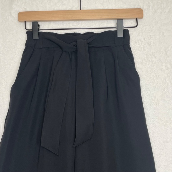 Lululemon Noir Crop Wide Leg Crop Pant Black Sz 2 Tie Waist Belt - Picture 3 of 9